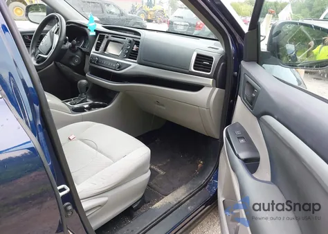 2015 Toyota Highlander Le V6 z USA, uszkodzony, nr VIN 5TDBKRFH1FS099776